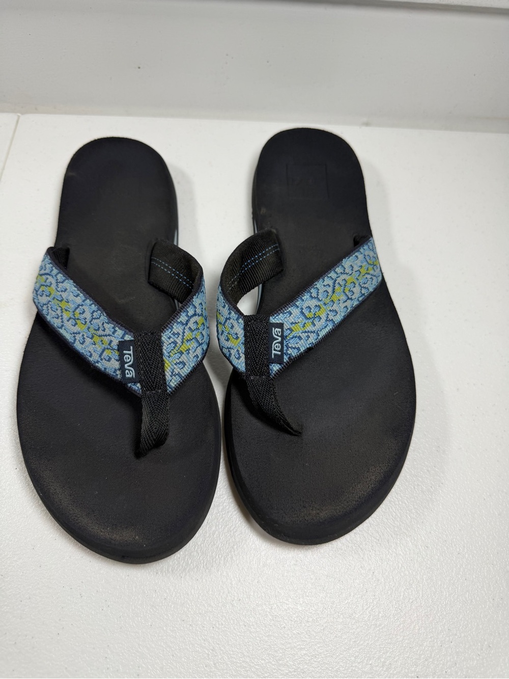 Teva Women's Mush II Flip-Flop size 8